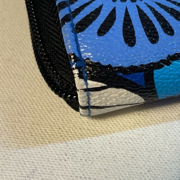 Vera Bradley Leather Blue Bayou All in One Wallet Zipper - Picture 3 of 11